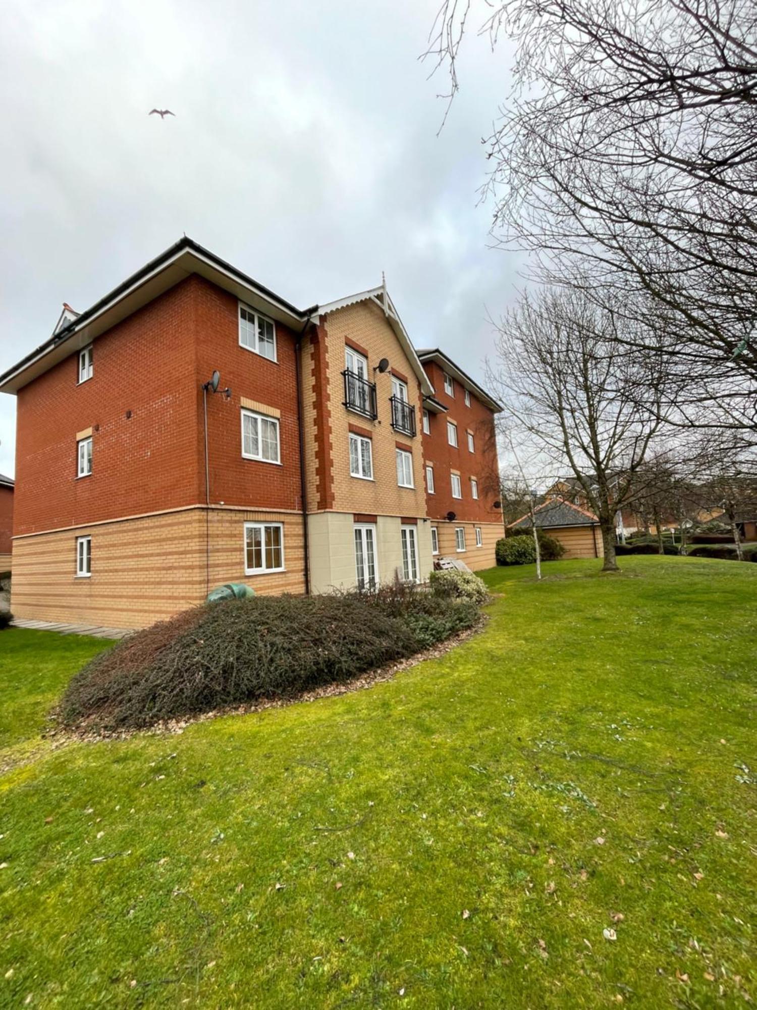 Spacious 3 Bedroom Duplex Apartment On Cardiff Bay - Free Parking & Wifi By Ekliving Luxe Short Lets & Serviced Accommodation 외부 사진